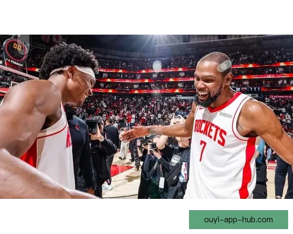 乌度卡盛赞杜兰特历史地位直追乔丹未来有望超越更多传奇巨星